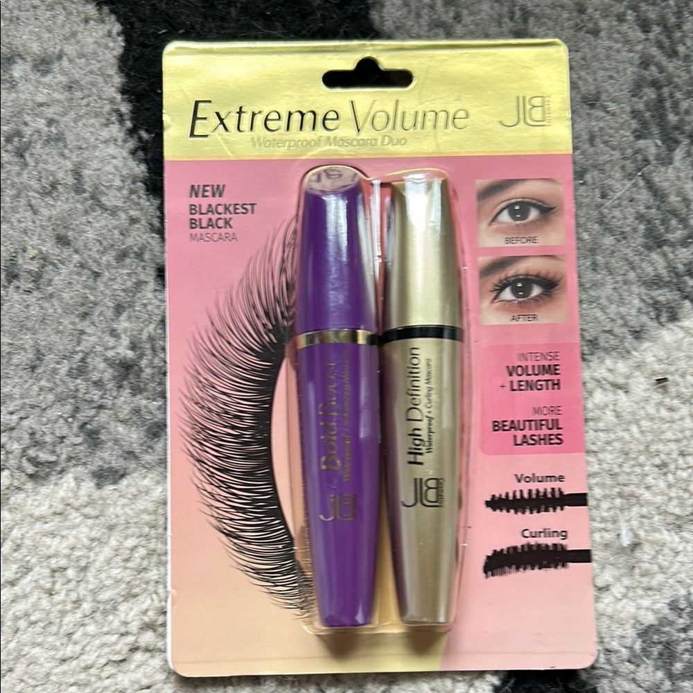 Black and Purple Volume Boost Mascara Set